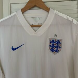 2014 England World Cup shirt. Like new. Size XL